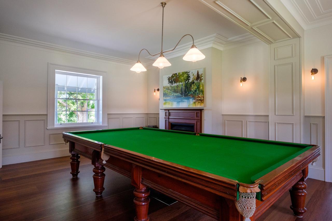 Goonoo Goonoo Station Hotel Tamworth Exterior foto A pool table